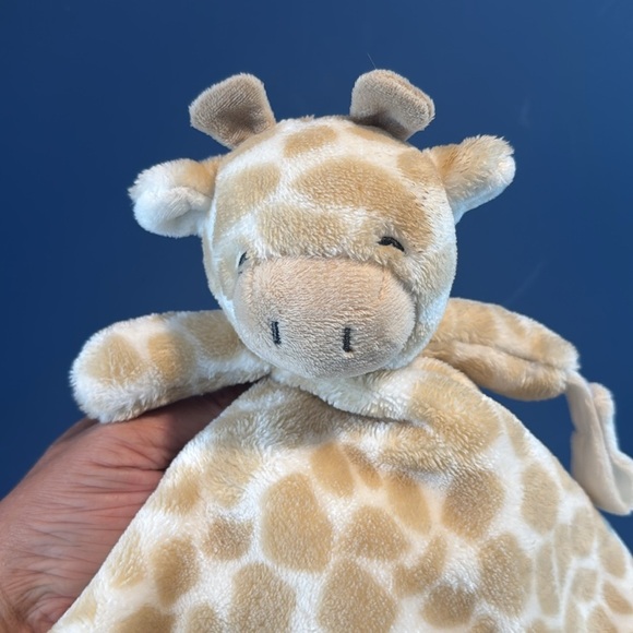 Carter's Giraffe Lovey Security Blanket Pacifier Holder Tan White Soft Plush - Picture 3 of 7